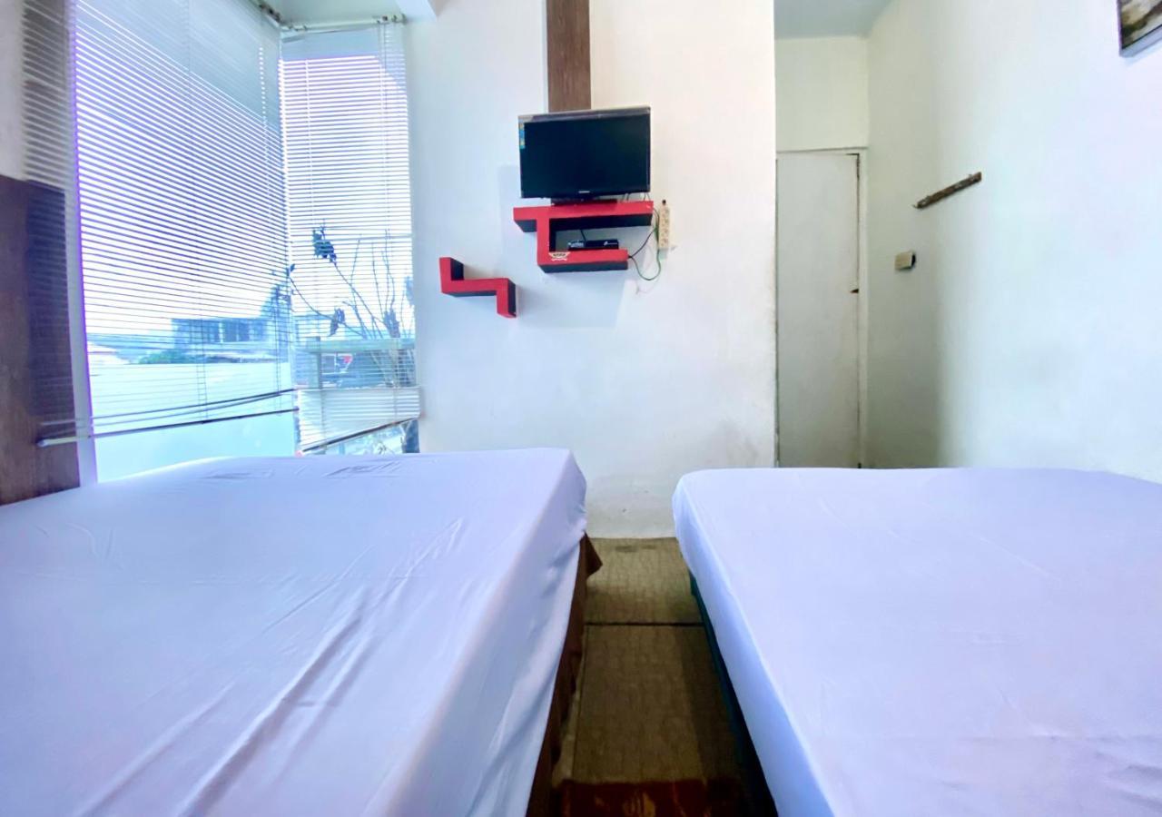 Homestay Batu Kelir Syariah Dieng Mitra Reddoorz Diyeng Экстерьер фото