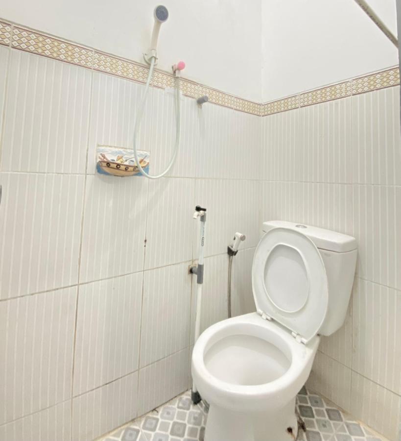 Homestay Batu Kelir Syariah Dieng Mitra Reddoorz Diyeng Экстерьер фото